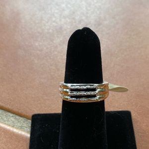 Sterling Silver size 8  "Add a CHARM" Ring ~ NEW ~